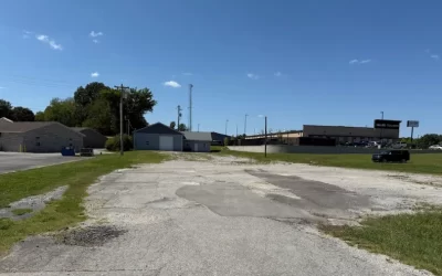 For Sale – Prime 0.69-Acre Lot + 2,000 SF Building on 759 South Willow Avenue, Cookeville, TN – $900,000